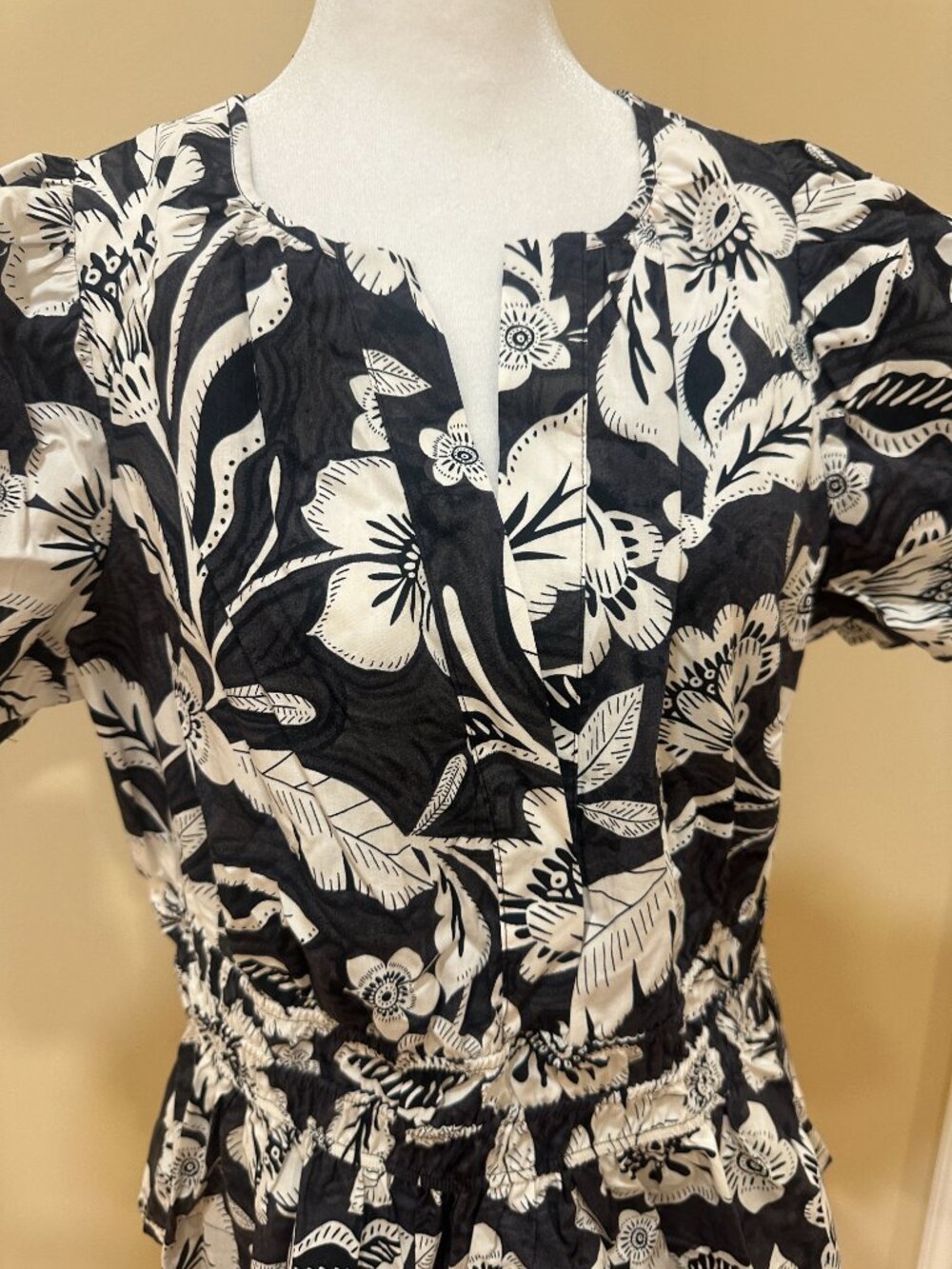 Anthropologie Black White Floral Somerset Peplum Blouse Short Sleeve Top Size L - Picture 3 of 12